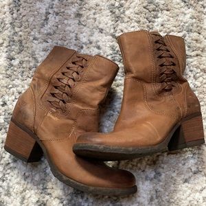 Born Boots